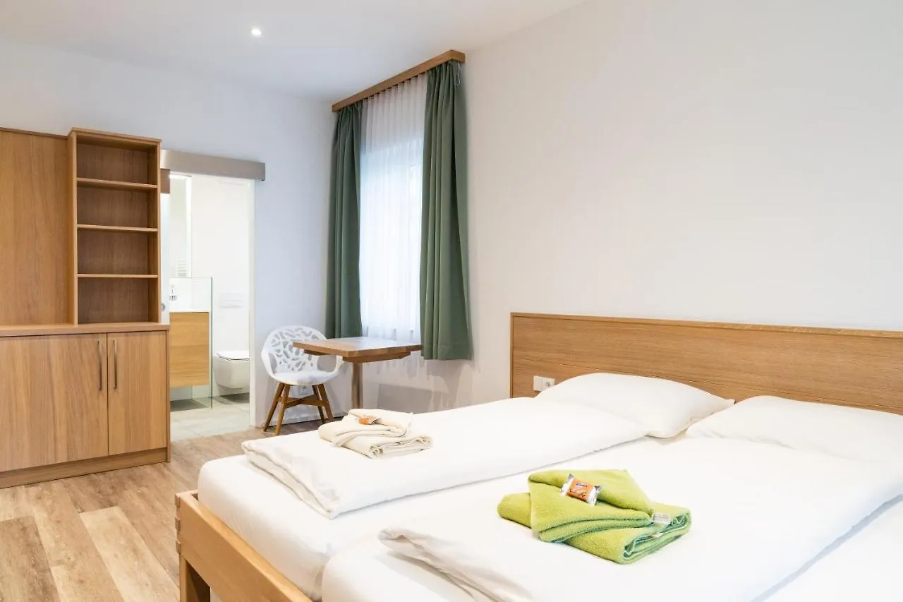 Floeckner B&B Salzburgo Alojamento de Acomodação e Pequeno-almoço